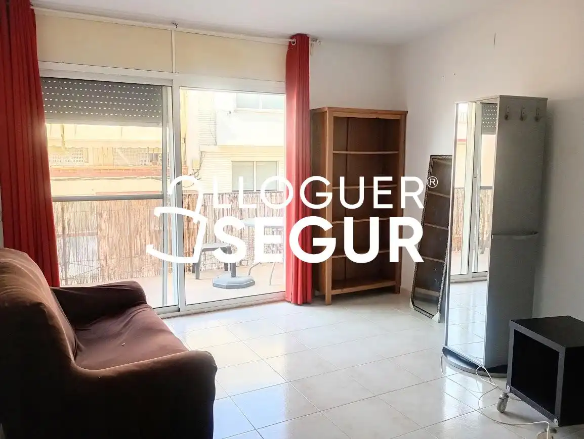 Vista exterior de Pis de lloguer en Sitges amb Terrassa
