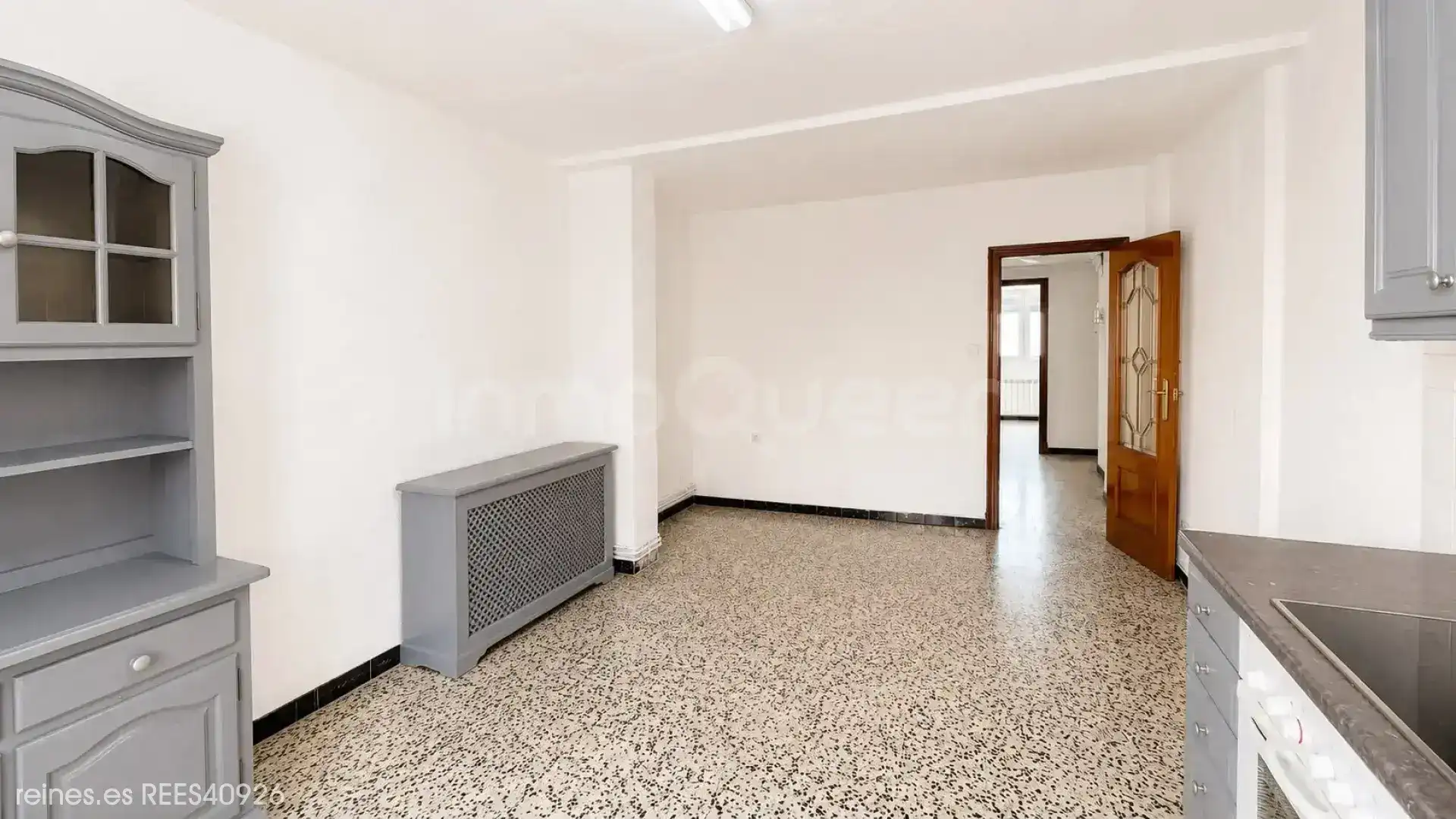 Flat for sale in Zaragoza  with Heating