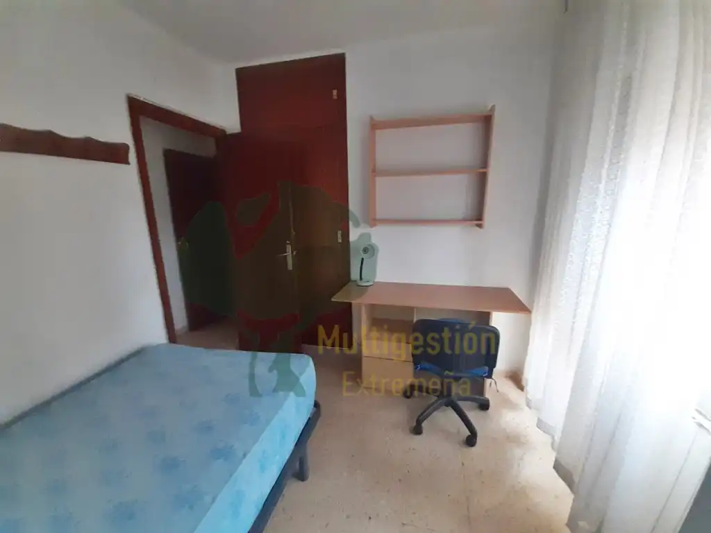 Schlafzimmer von Wohnung zur Miete in Cáceres mit Heizung, Terrasse und Ofen