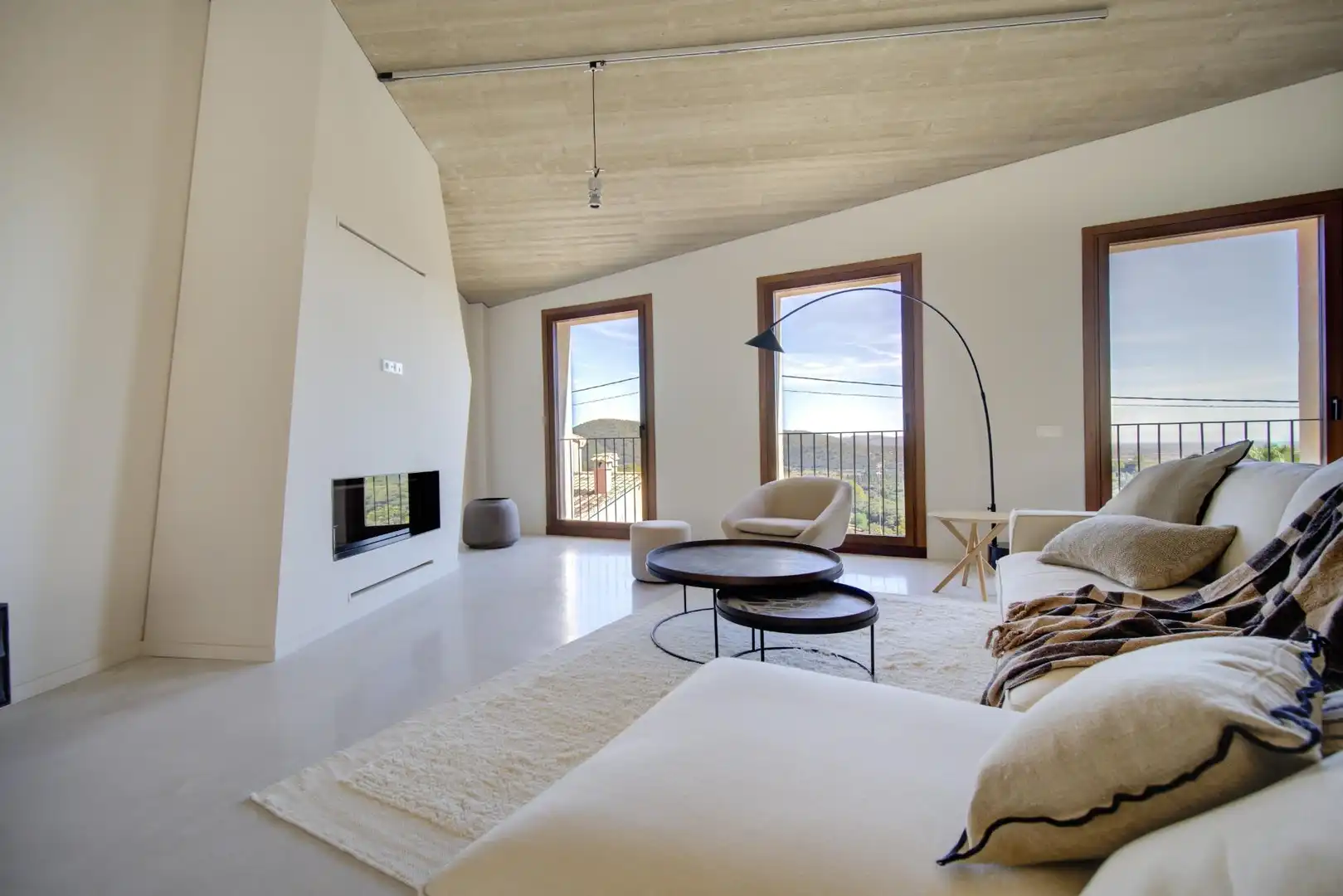 Living room of Houses for sale in Campanet  with Air Conditioner, Heating and Furnished