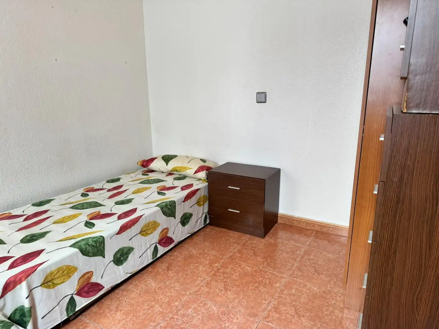 Habitación de Piso en venta en La Nucia con Terraza y Piscina comunitaria
