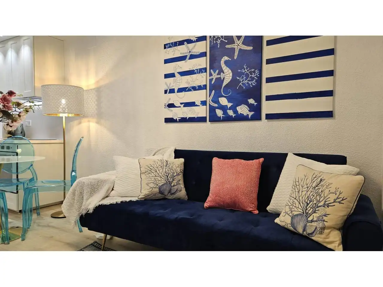 Living room of Duplexes for sale in Oropesa del Mar / Orpesa  with Air Conditioner, Storage room and Furnished