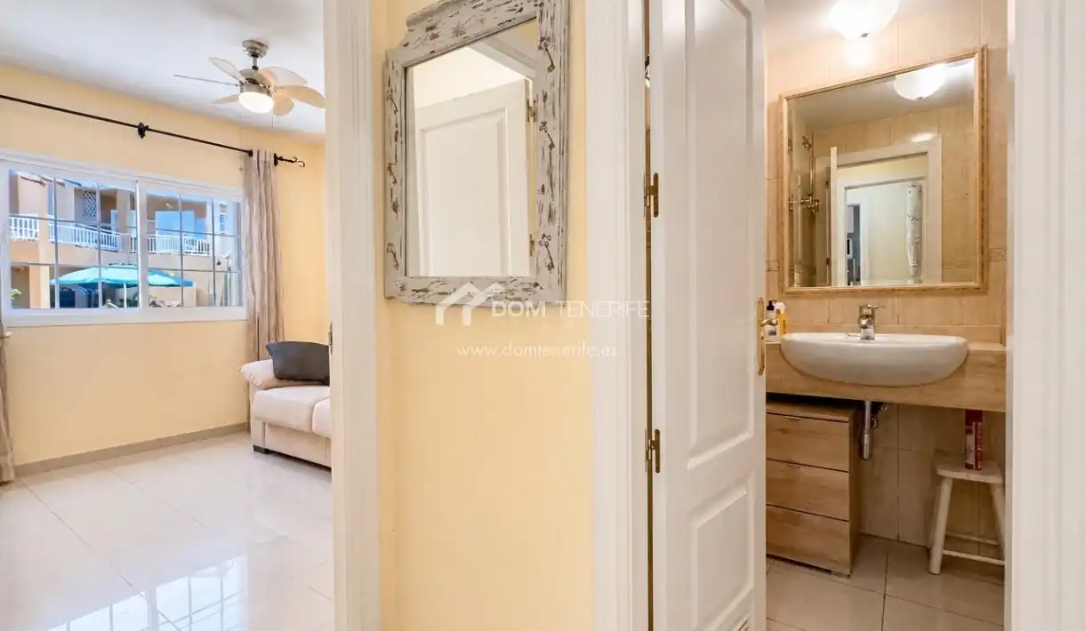 Ground floor for rent in Adeje  with Terrace, Swimming Pool and Furnished