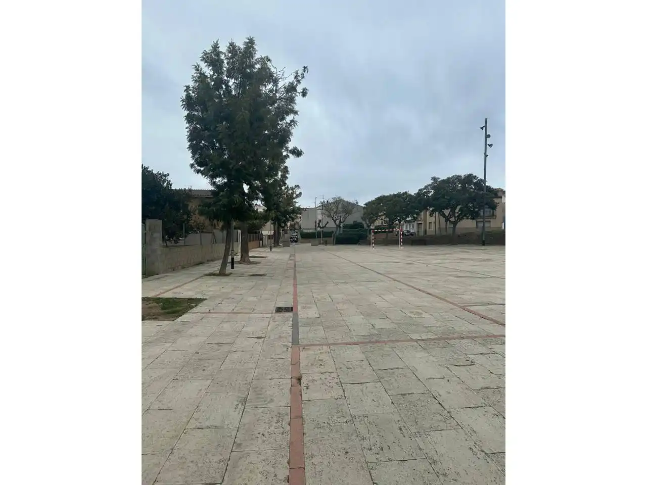 Vista exterior de Terreny industrial en venda en Vilanova i la Geltrú