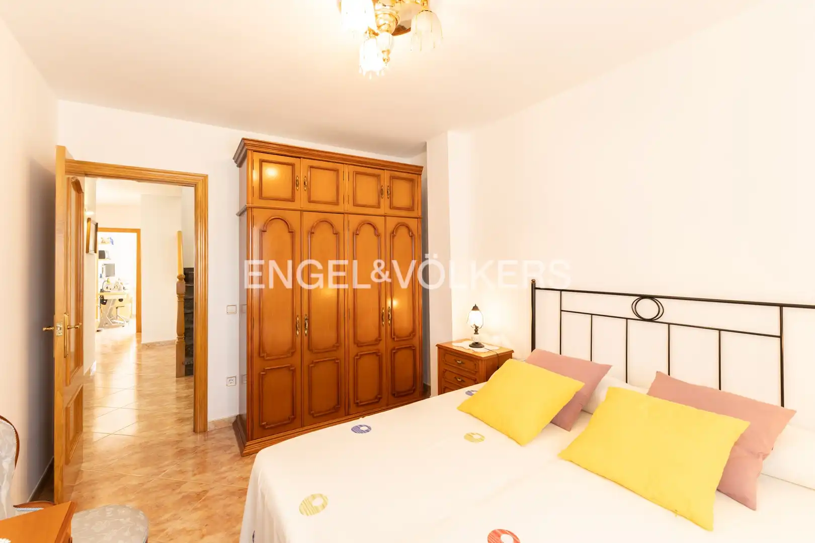 Dormitori de Casa o xalet en venda en Pineda de Mar amb Aire condicionat, Calefacció i Parquet