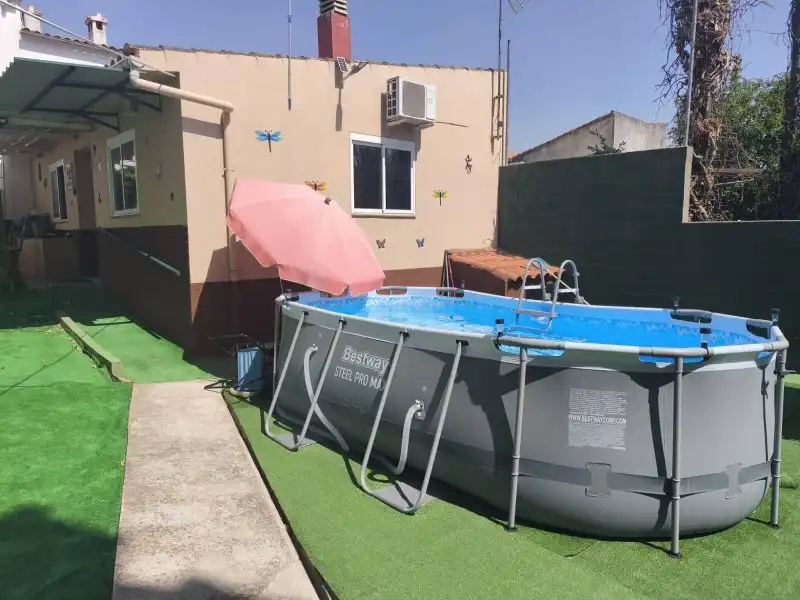 Detached house with pool for sale in Malpartida de Plasencia, imagen 8