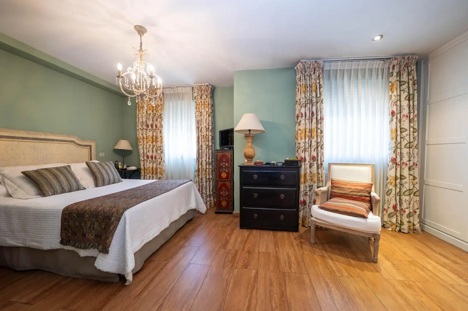 Habitación de Casa adosada en venta en Leganés con Aire acondicionado, Calefacción y Jardín privado