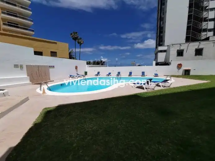 Àtic amb piscina en venda a Avenida de Cristobal Colón 18A, imagen 13