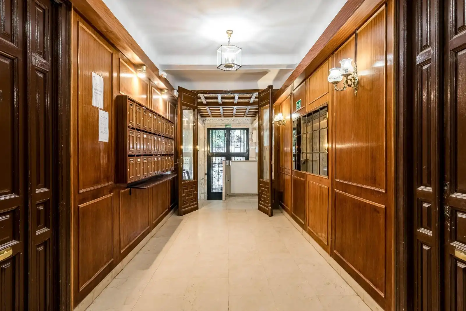 Flat for sale in Madrid  with Air Conditioner, Heating and Terrace