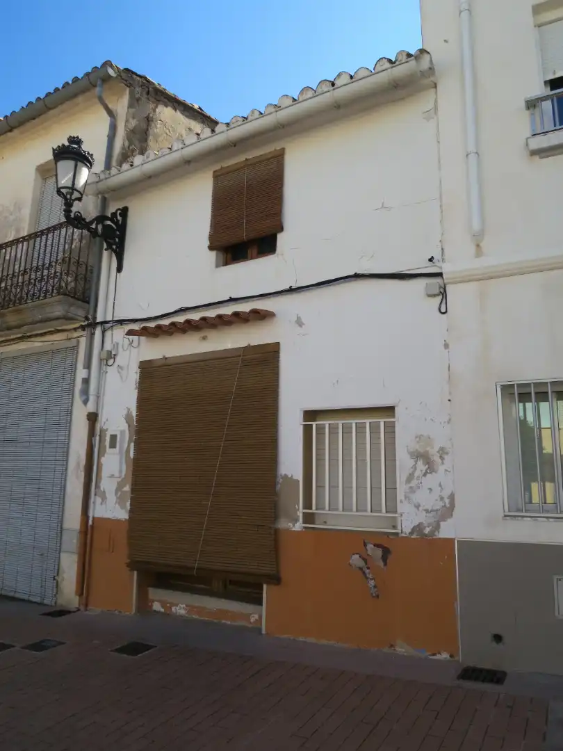 Vista exterior de Casa o xalet en venda en Miramar amb Terrassa i Balcó