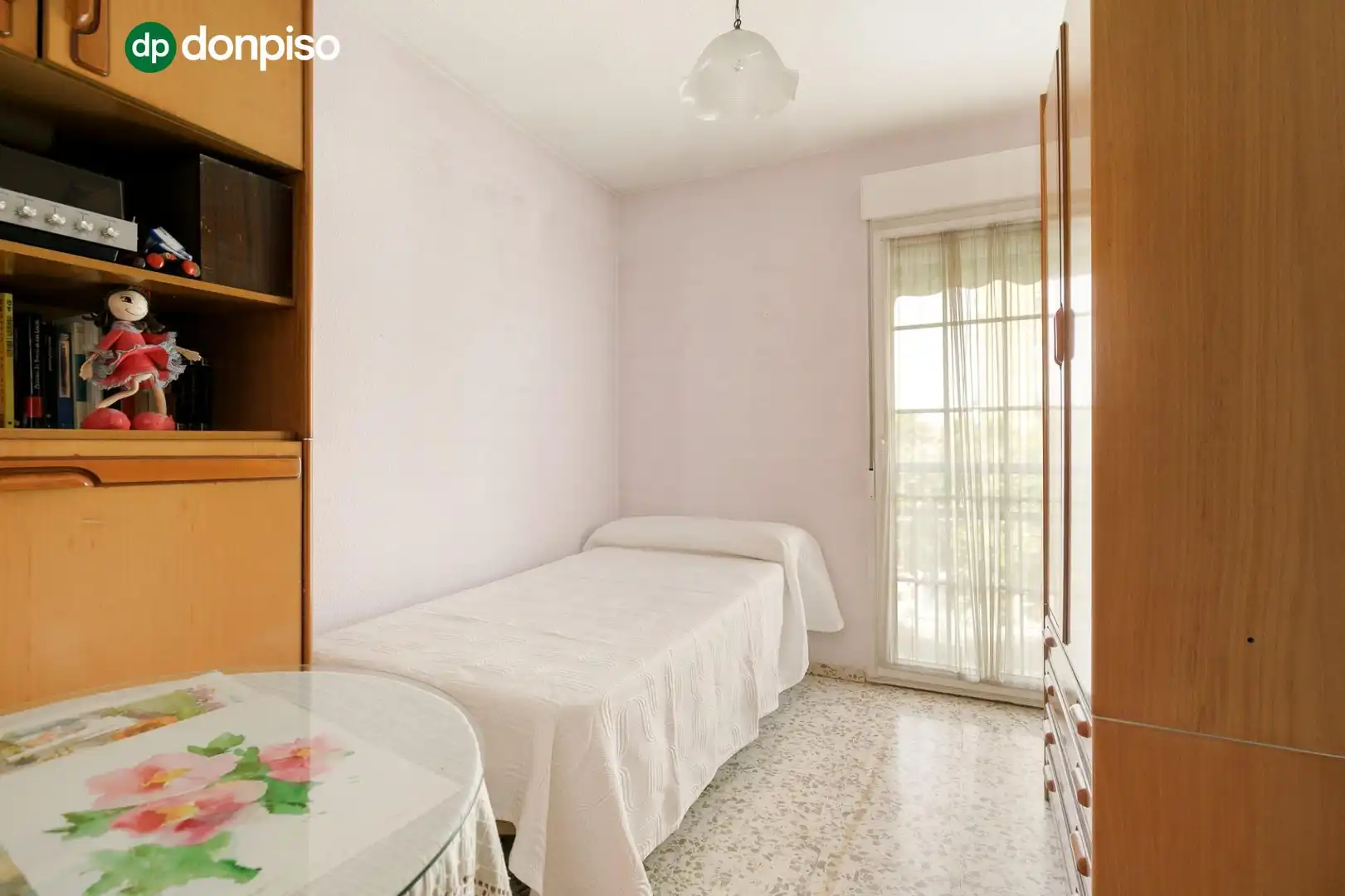 Habitación de Piso en venta en Granada con Calefacción