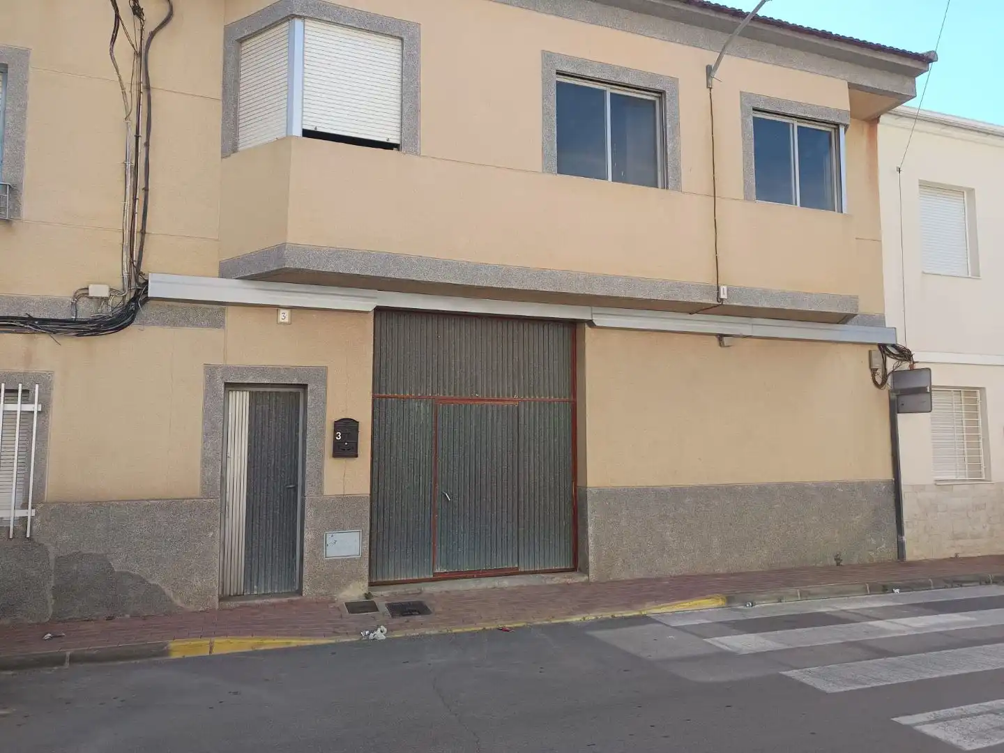 Vista exterior de Local de lloguer en Ceutí
