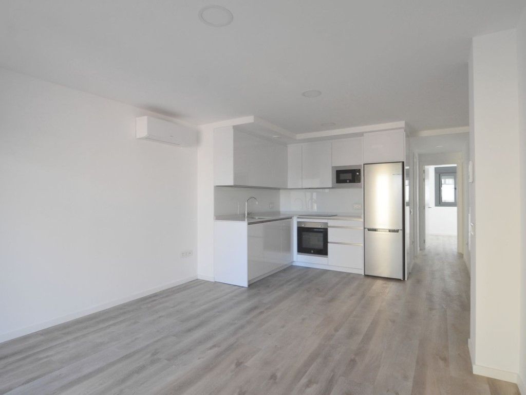Cocina de Piso en venta en Fuengirola con Aire acondicionado, Terraza y Microondas