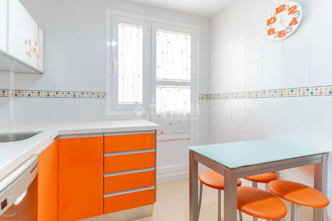 Küche von Wohnung zum Verkauf in Polopos mit Klimaanlage, Terrasse und Gemeinschaftspool