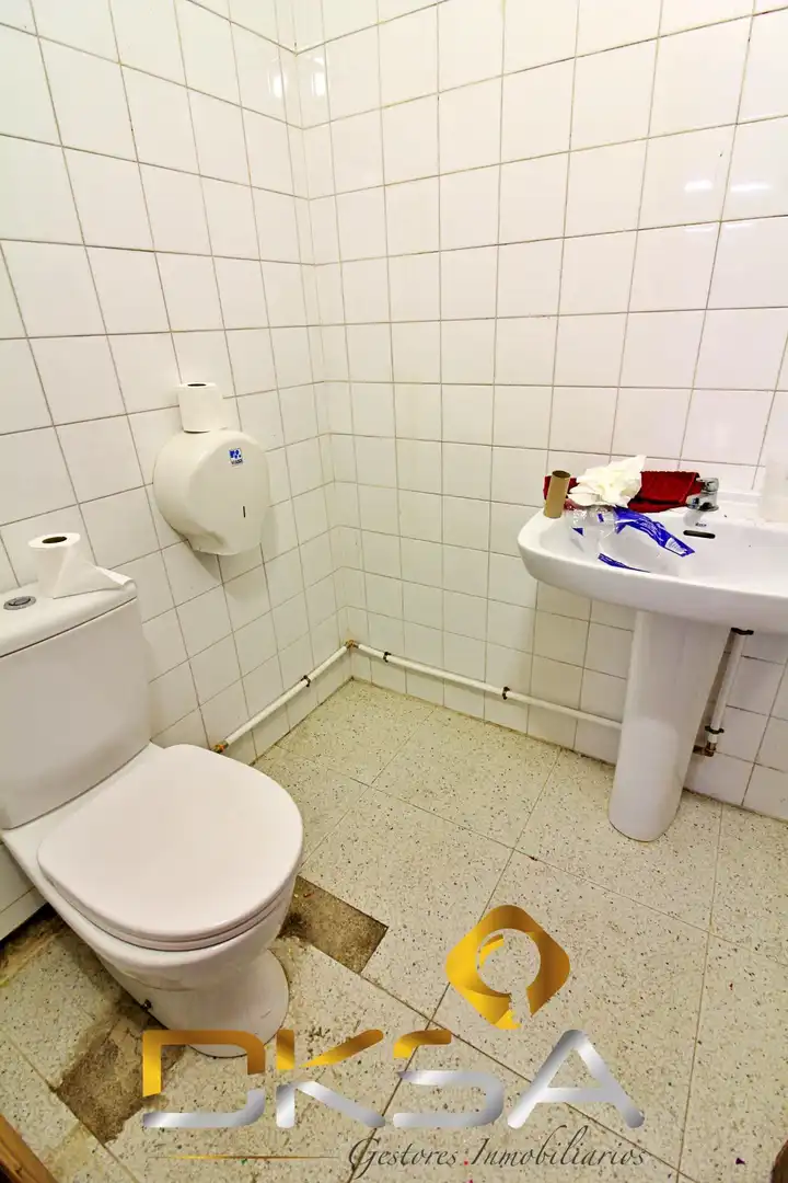 Gewerbefläche zum Verkauf in Calle de Almassora, imagen 14