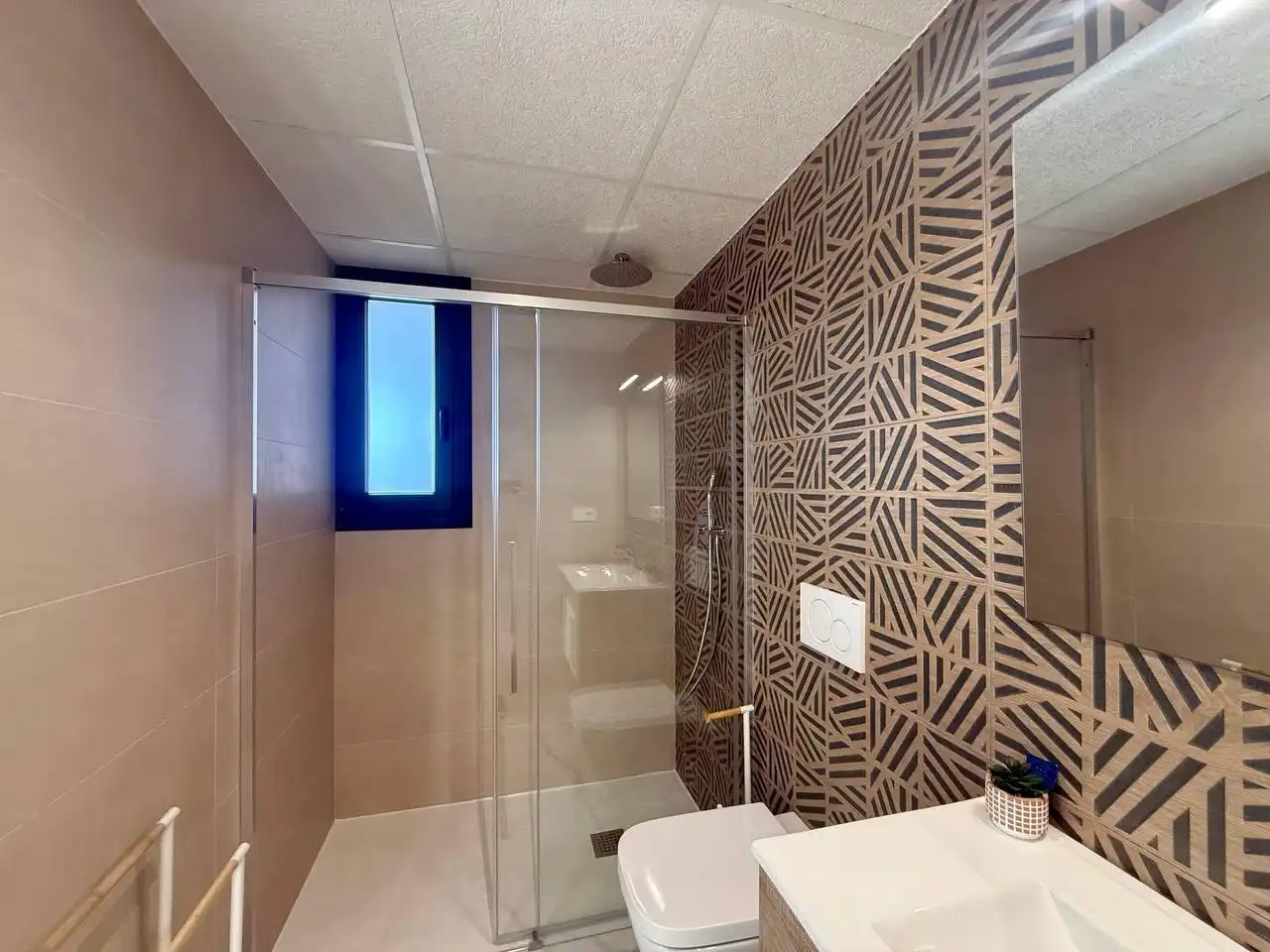 Bathroom of Attic for sale in Orihuela  with Air Conditioner, Terrace and Storage room