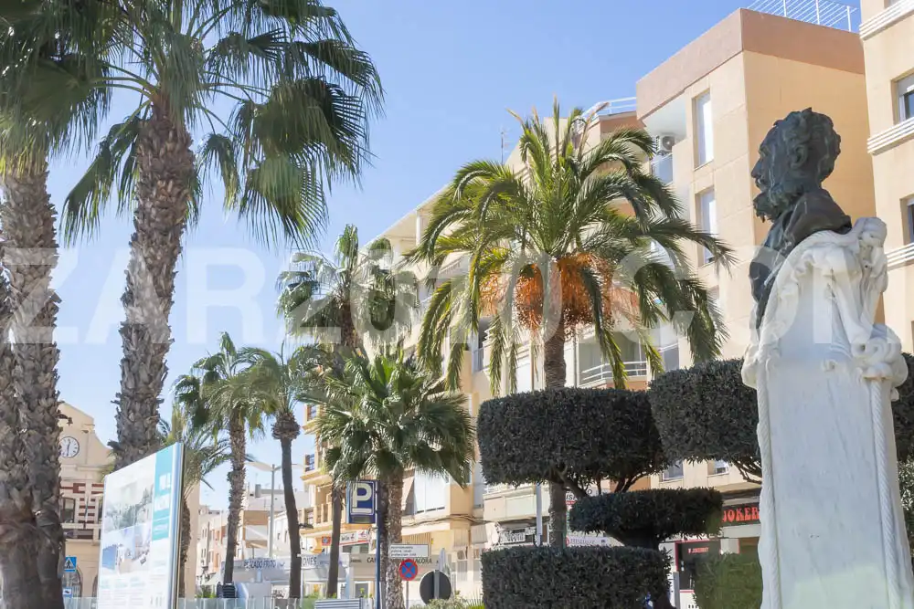 Vista exterior de Àtic en venda en Garrucha amb Aire condicionat, Terrassa i Moblat