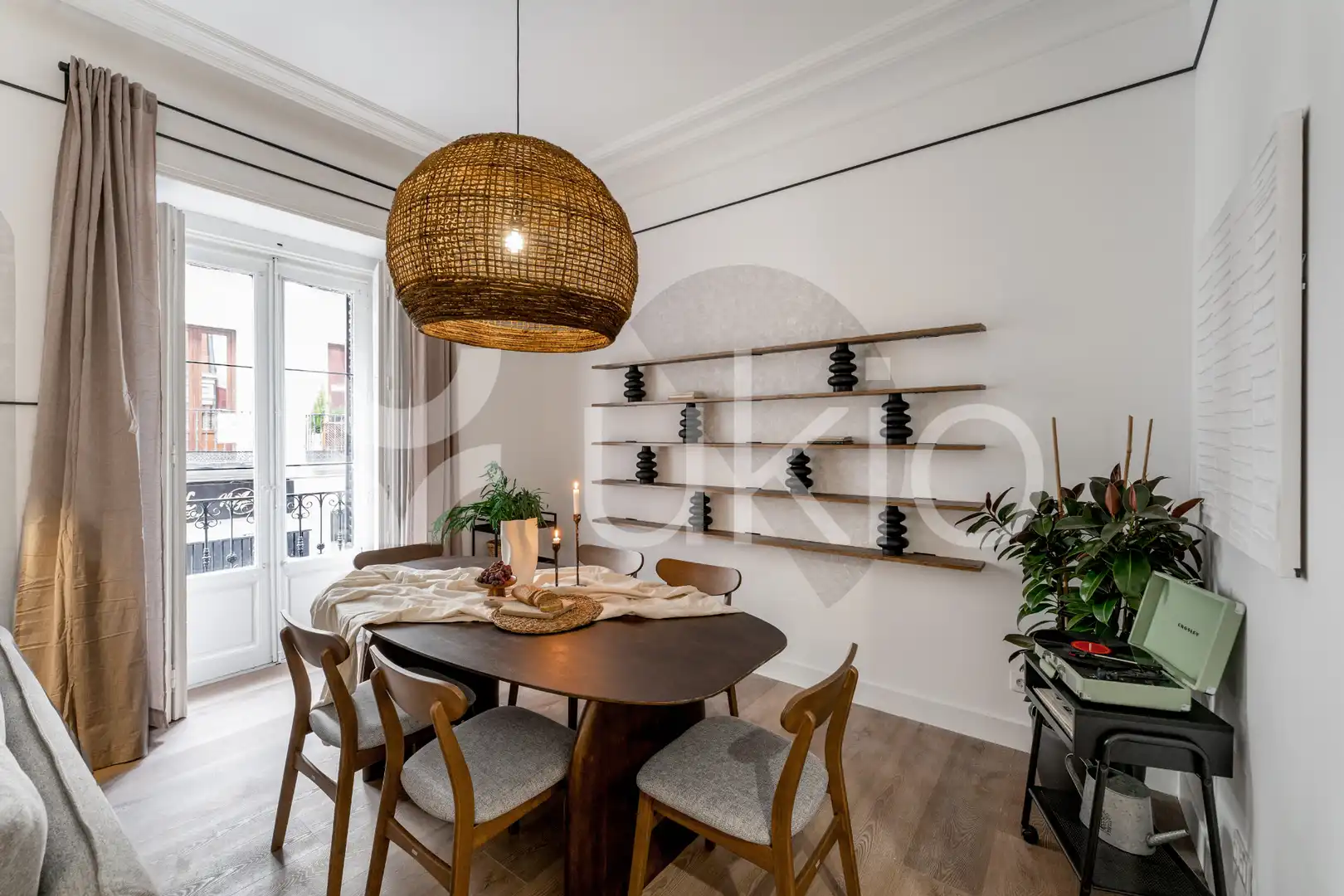 Dining room of Apartments for rent in Madrid  with Heating, Furnished and Oven