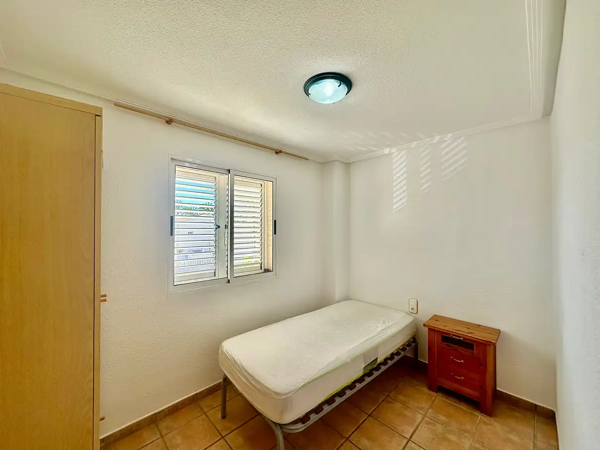 Dormitori de Casa adosada en venda en Santa Pola amb Aire condicionat, Jardí privat i Terrassa