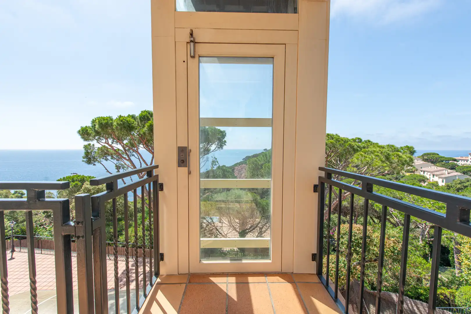 Terrassa de Casa o xalet en venda en Sant Feliu de Guíxols amb Aire condicionat, Calefacció i Jardí privat