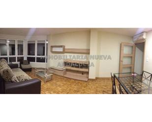 Living room of Flat to rent in  Almería Capital  with Air Conditioner, Parquet flooring and Storage room