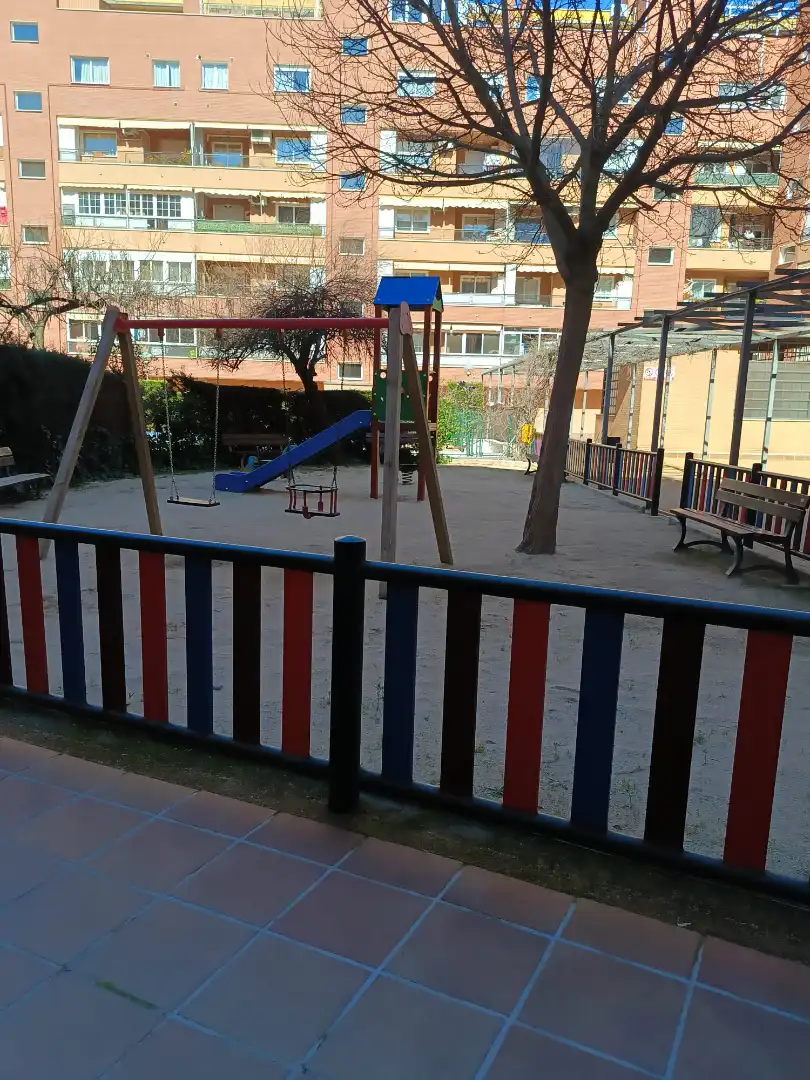 Terrassa de Dúplex en venda en Parla amb Calefacció, Jardí privat i Parquet