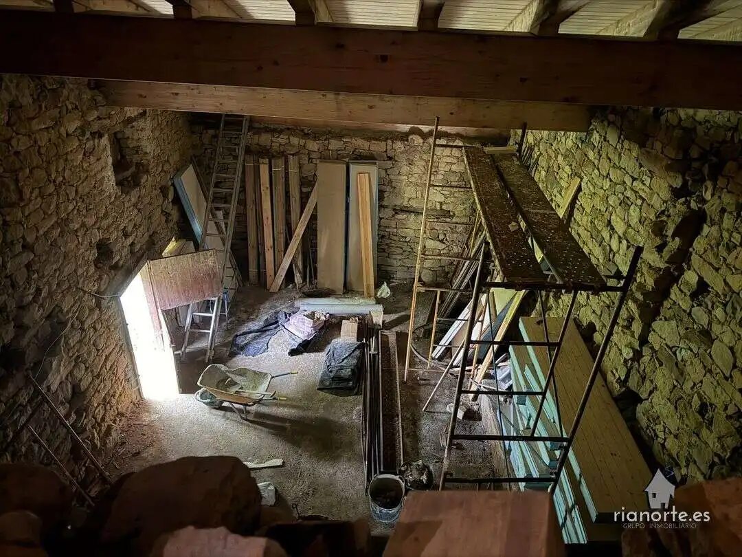 Casa adosada en venda en Villaviciosa amb Jardí privat