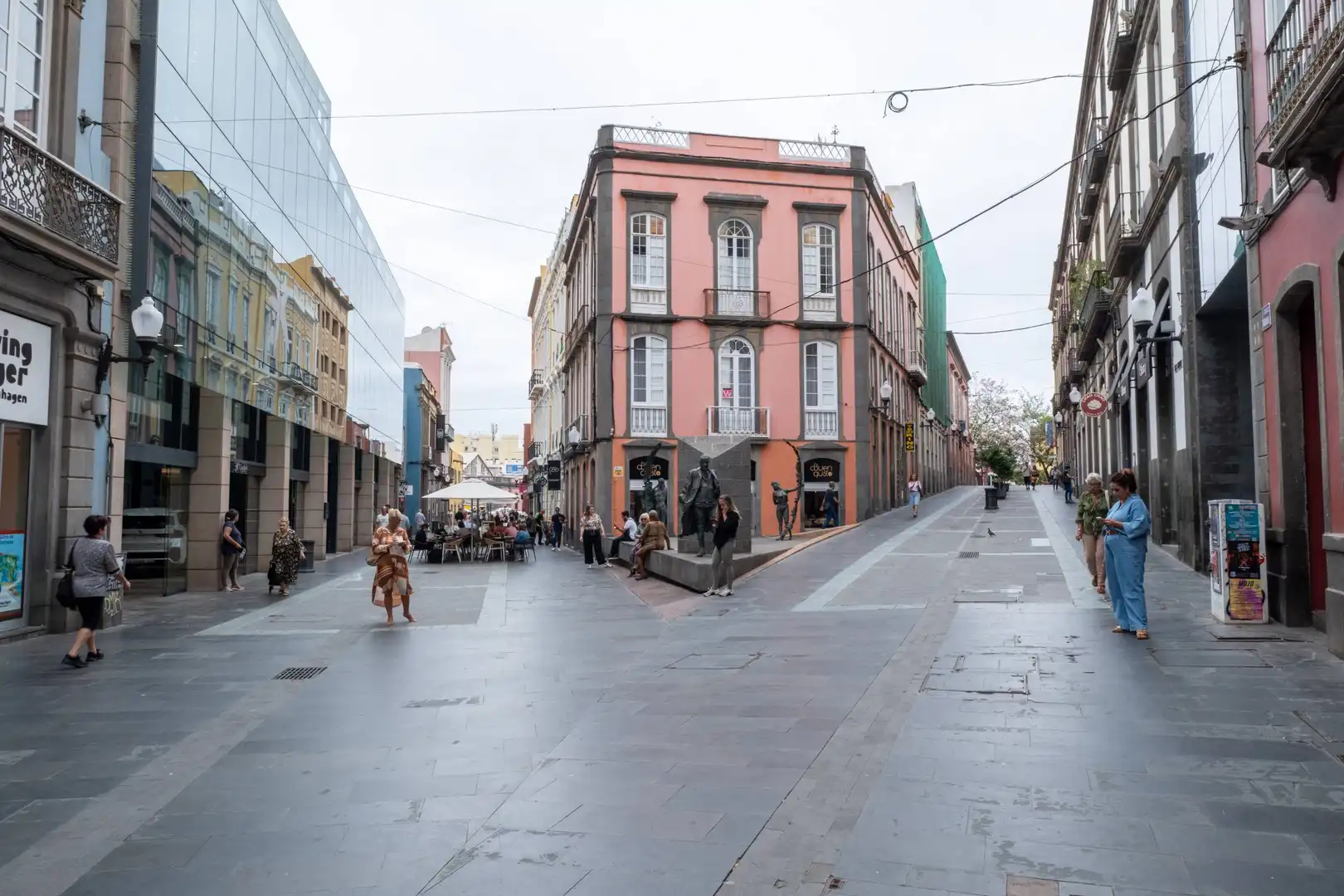 Vista exterior de Àtic en venda en Las Palmas de Gran Canaria amb Aire condicionat, Calefacció i Terrassa
