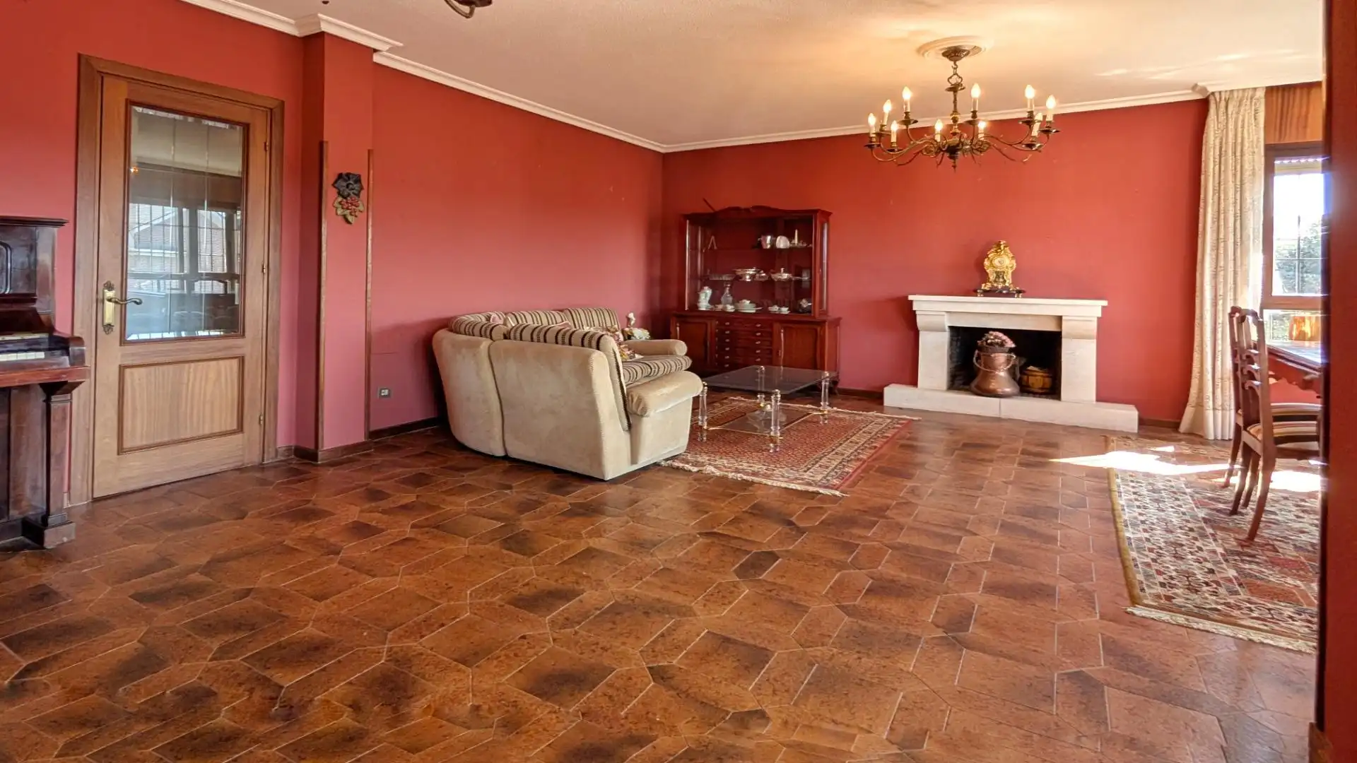 Chalet con piscina en venta en Calle DOCTOR FLEMING 34, imagen 8