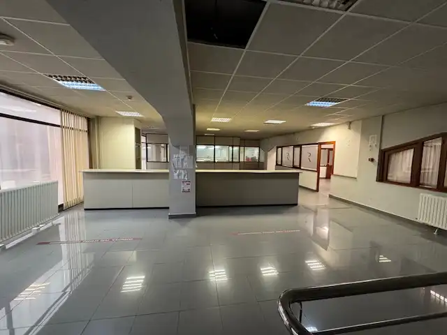 Local de lloguer en Oviedo 
