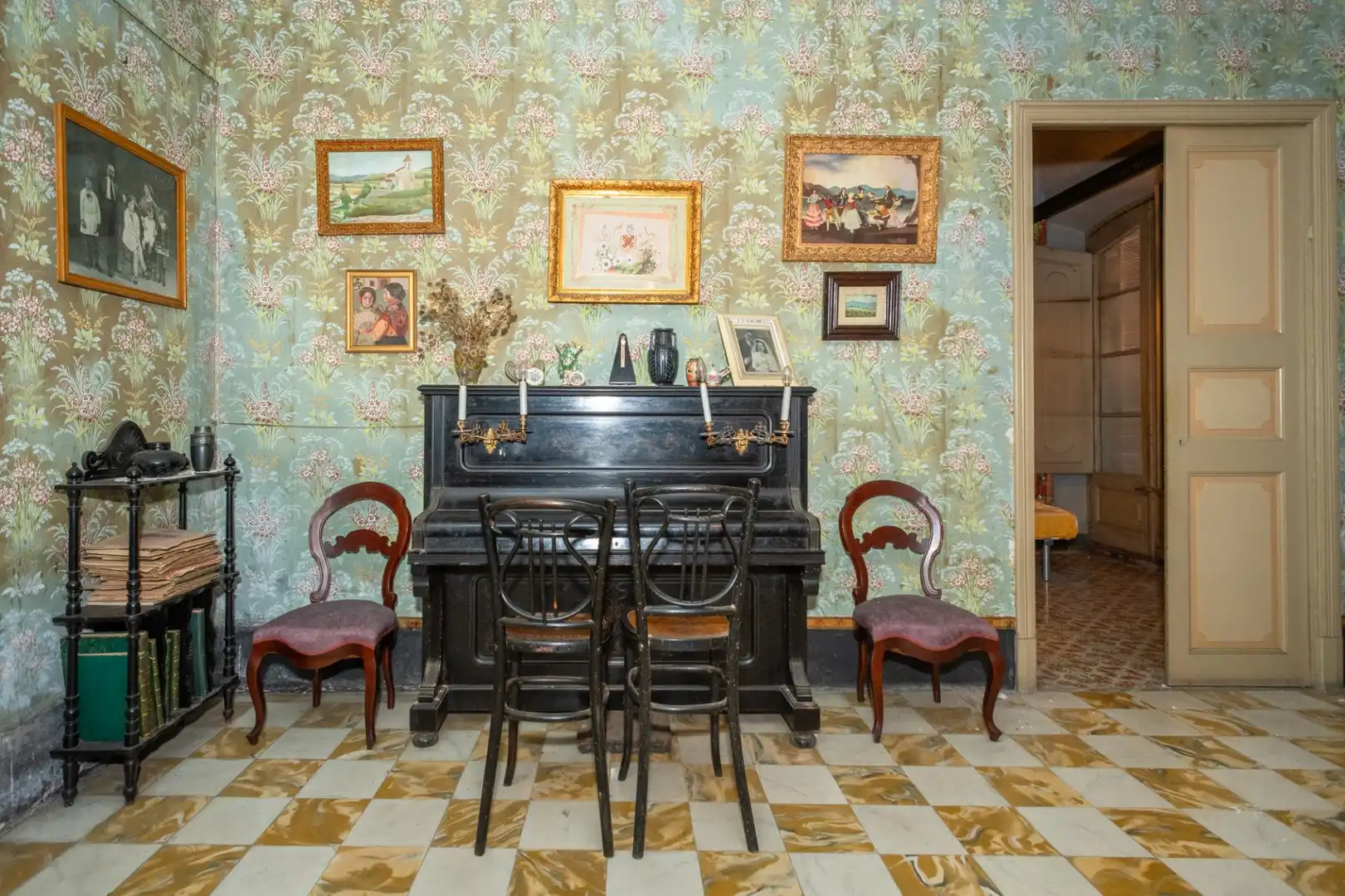 Comedor de Casa o chalet en venta en Besalú con Jardín privado, Terraza y Amueblado
