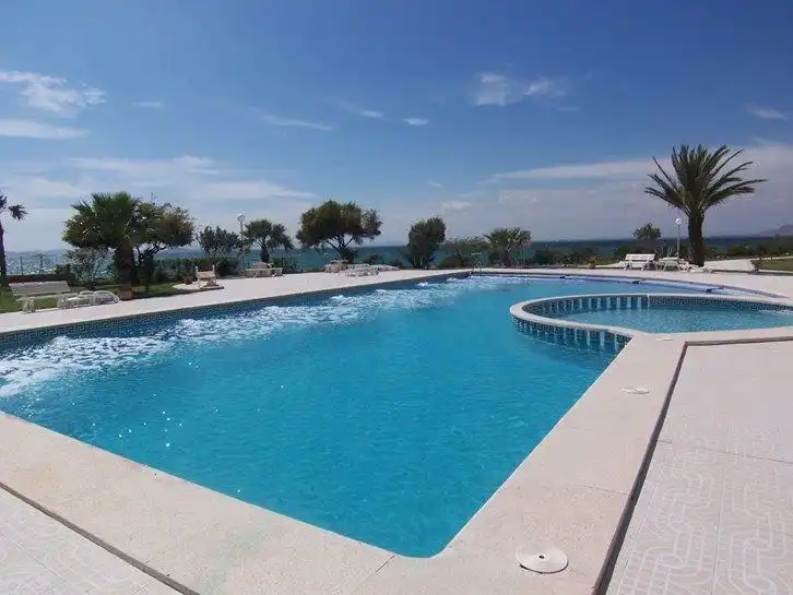 Dúplex con piscina en venta en Puerto Tomas Maestre, imagen 2