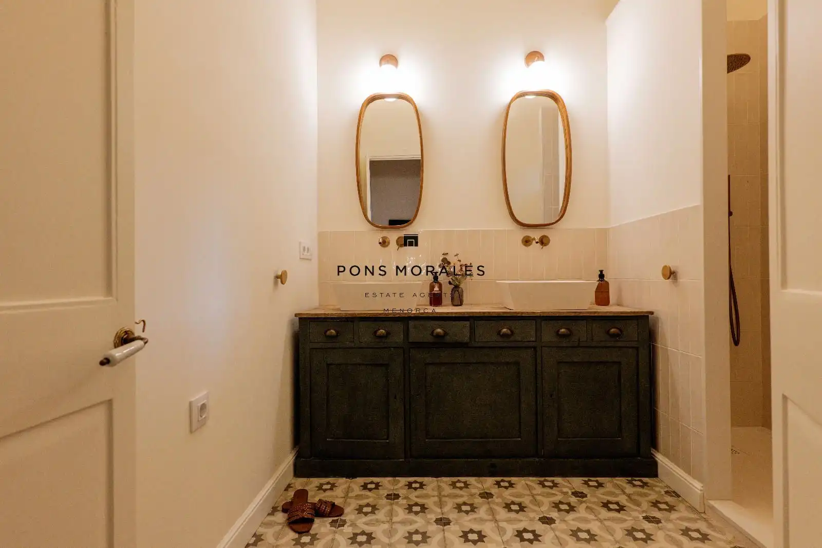 Badezimmer von Haus oder Chalet zum Verkauf in Alaior mit Klimaanlage, Heizung und Privatgarten