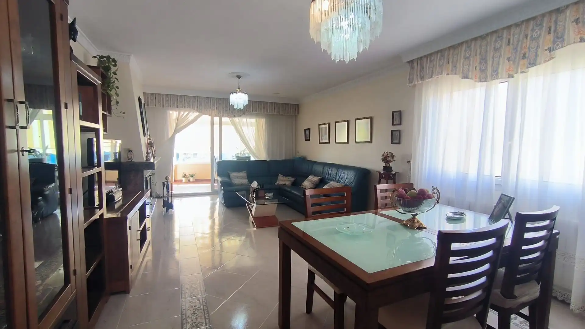 Sala de estar de Casa o chalet en venta en La Nucia con Calefacción, Jardín privado y Terraza