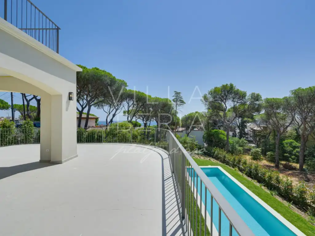 Terrassa de Casa o xalet en venda en Castell d'Aro, Platja d'Aro i s'Agaró amb Aire condicionat, Calefacció i Jardí privat