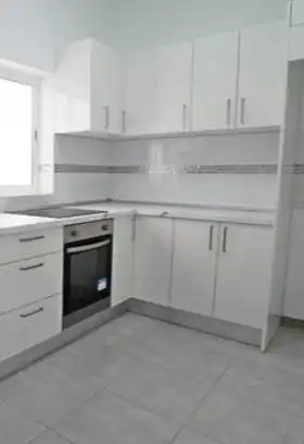 Cocina de Piso en venta en Sevilla con Aire acondicionado, Amueblado y Horno