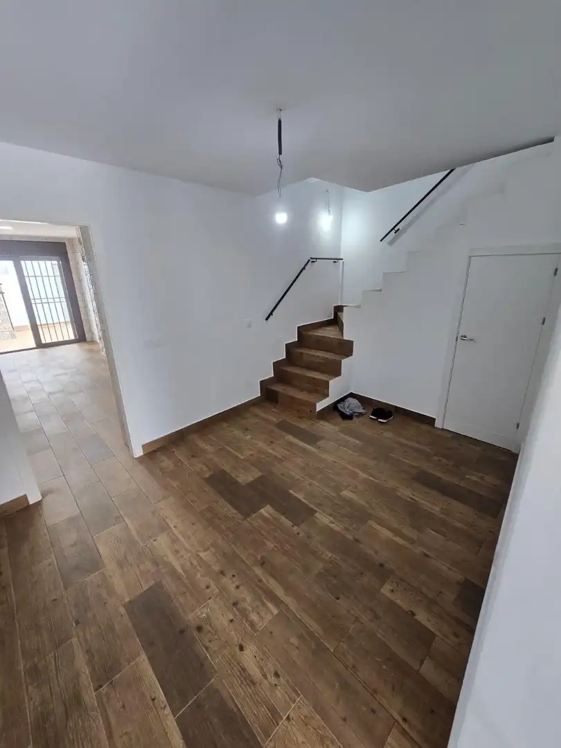 Casa a schiera in vendita a Brenes, imagen 8