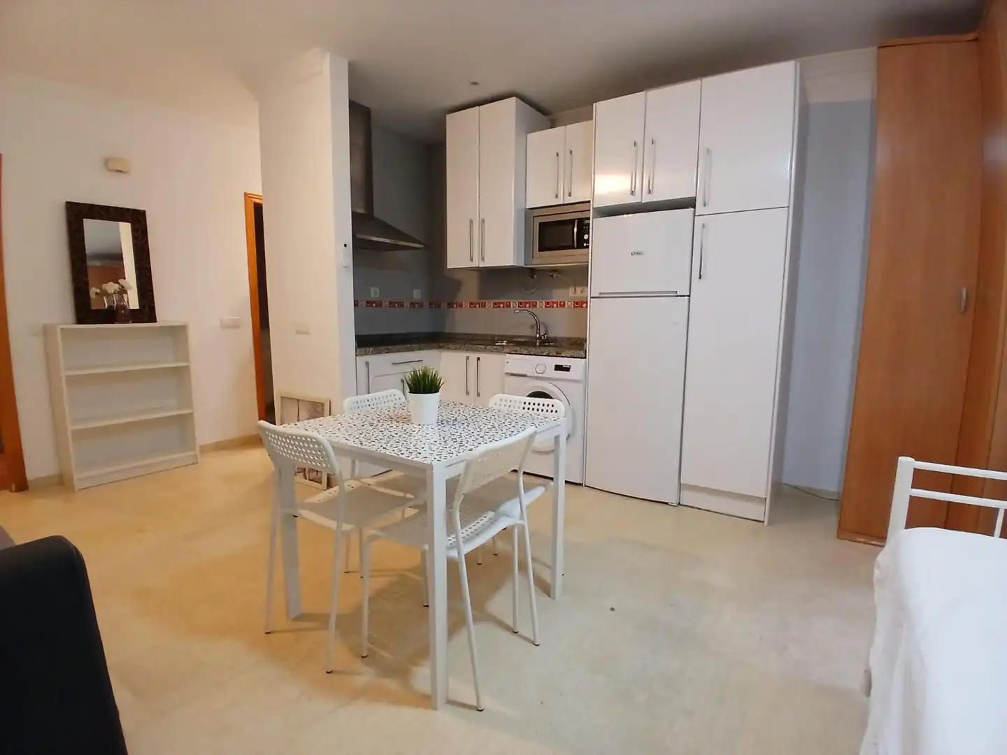 Kitchen of Study for rent in Málaga