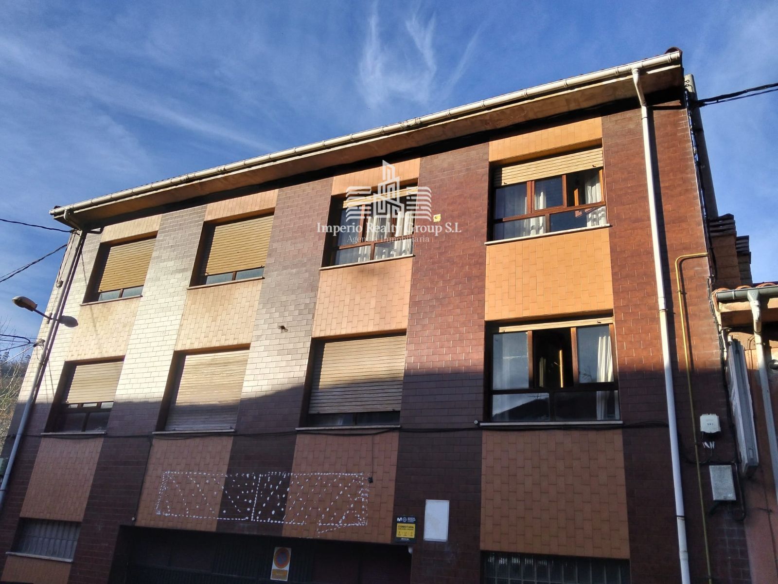 Außenansicht von Wohnung zum Verkauf in Mieres (Asturias) mit Heizung, Terrasse und Möbliert