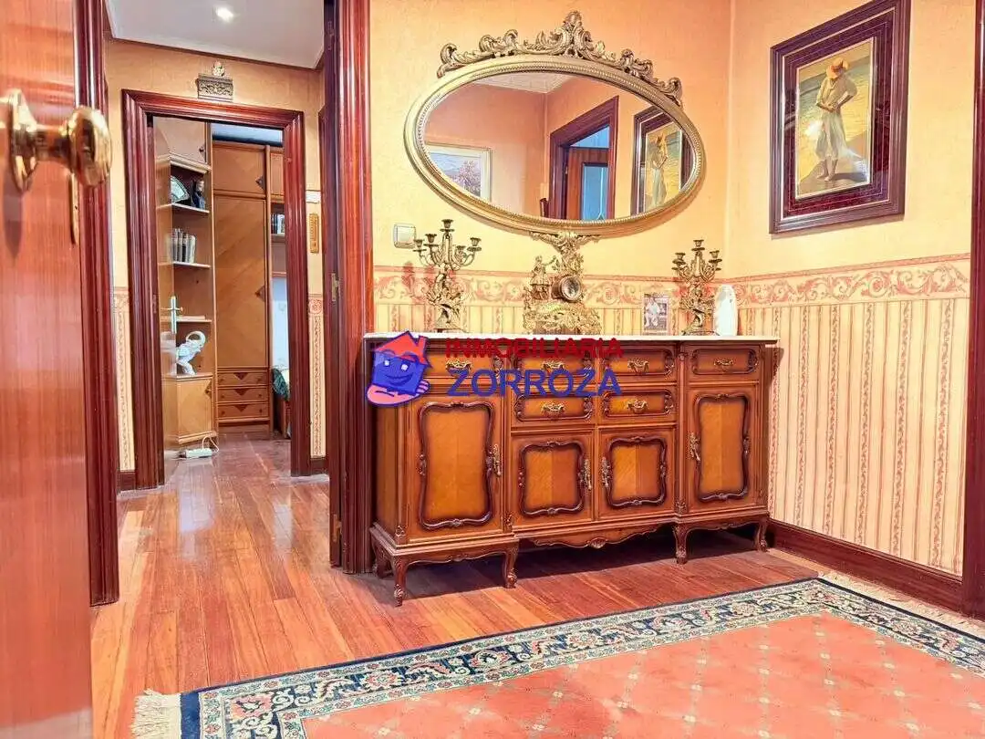 Piso en venta en Bilbao  con Calefacción, Jardín privado y Amueblado