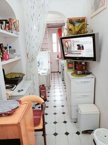 Cuina de Local en venda en  Madrid Capital amb Aire condicionat i Moblat