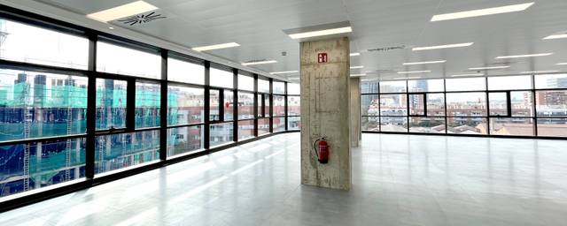 Oficina en Alquiler en Carrer de Bilbao en Provençals del Poblenou