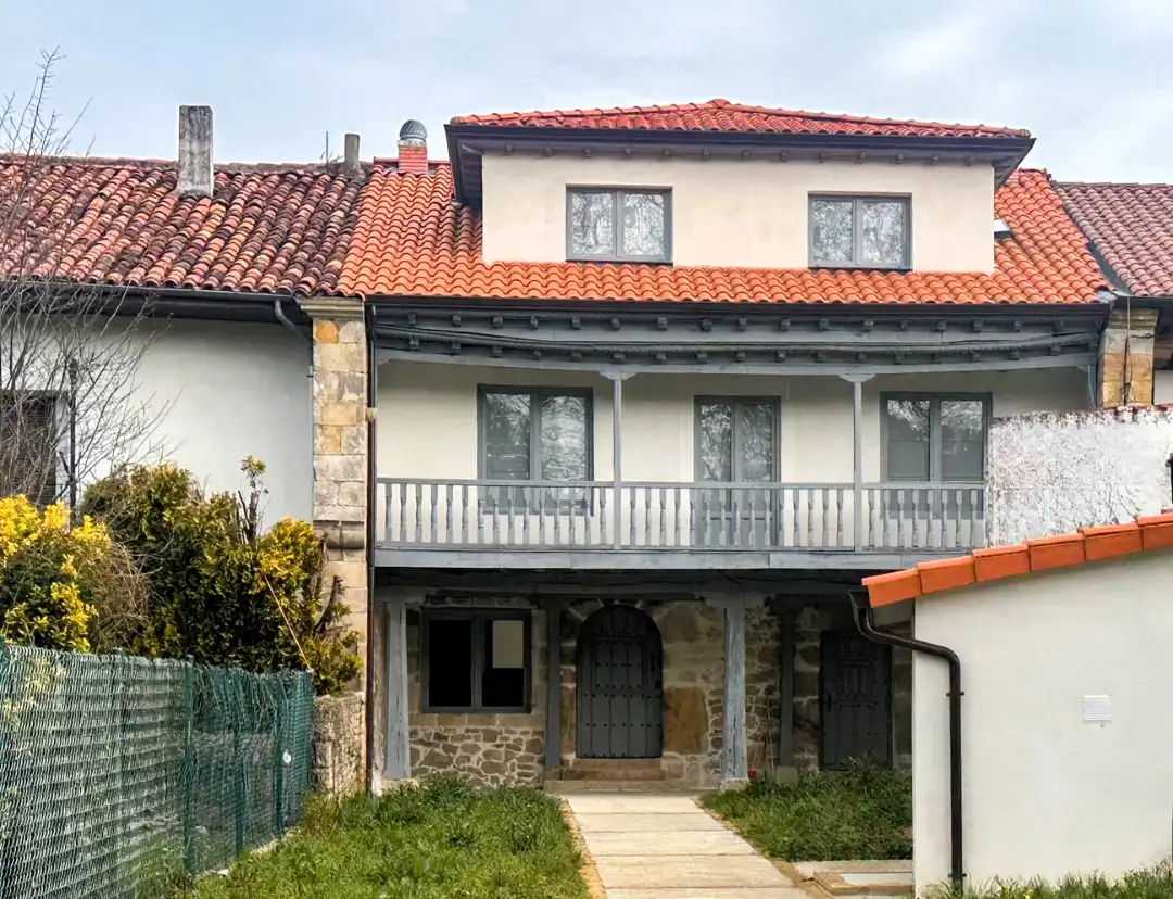 Casa adosada en venta en Lugar Barrio Carrera, Alfoz de Lloredo