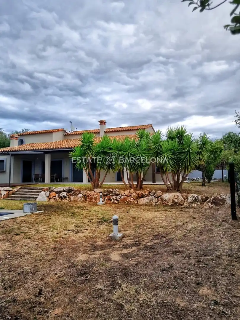 Haus oder Chalet zum Verkauf in Peralada mit Klimaanlage, Heizung und Terrasse