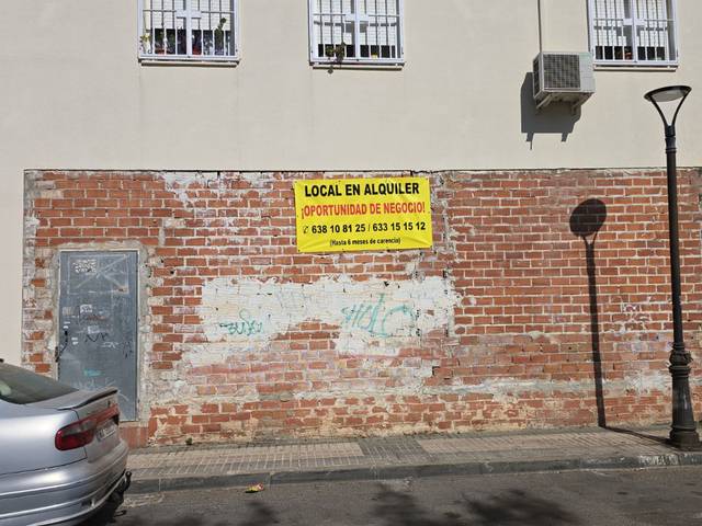 Local comercial en Alquiler en Calle Para de la Suerte, 1 en Centro