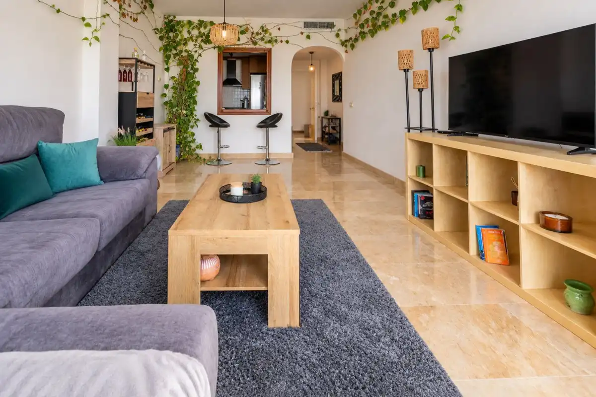 Apartment with pool to rent in La Alcaidesa, imagen 7