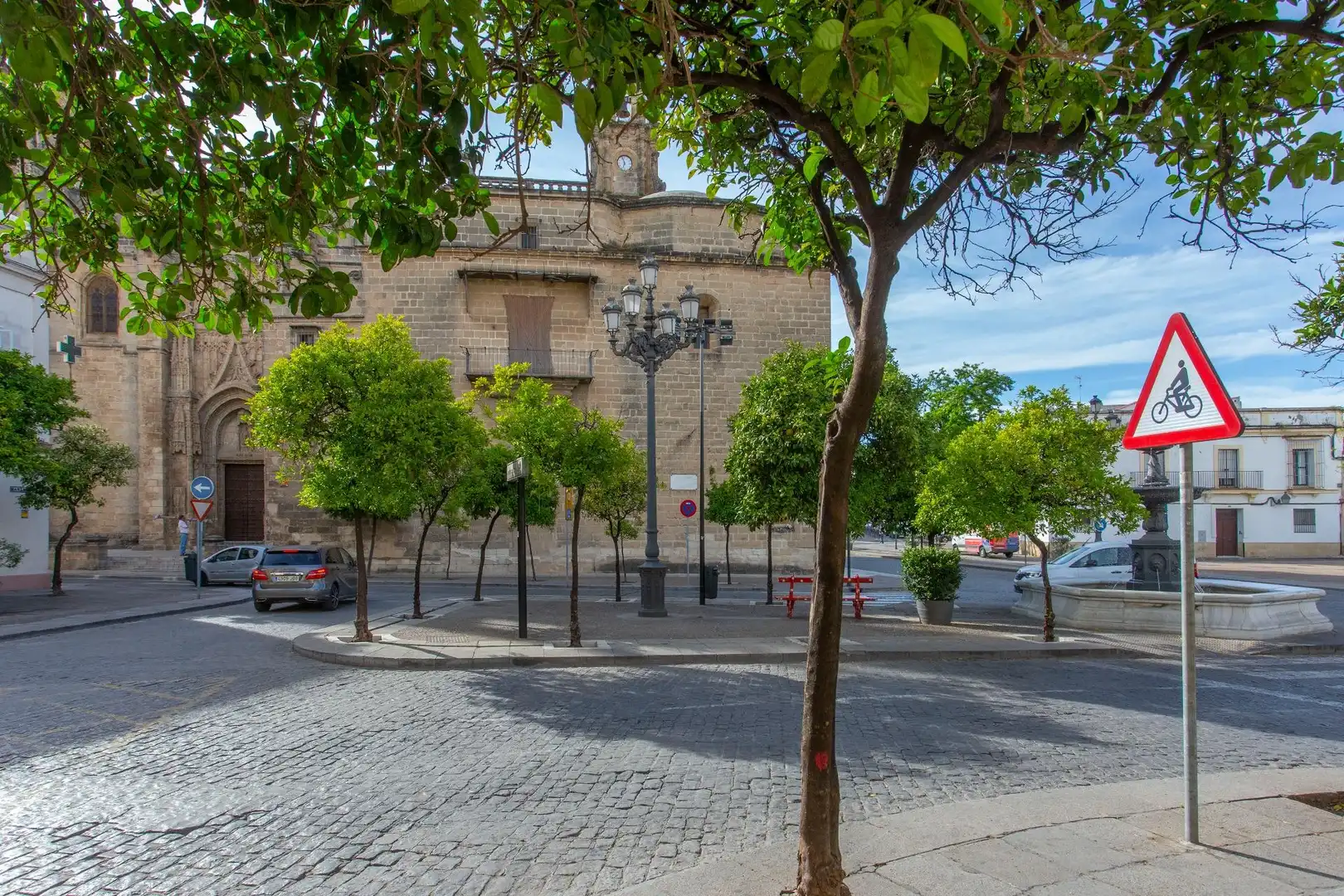 Vista exterior de Apartament en venda en Jerez de la Frontera amb Calefacció i Moblat