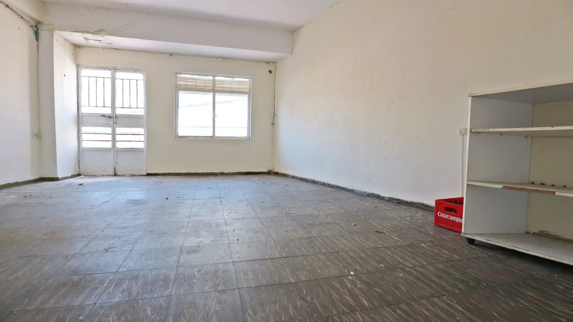 Local en venta en Zorita