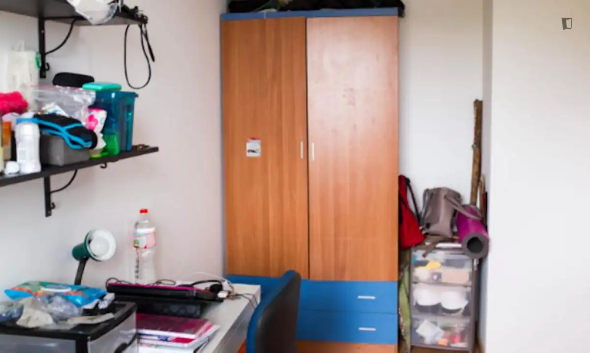 Habitación en La Trinitat Nova