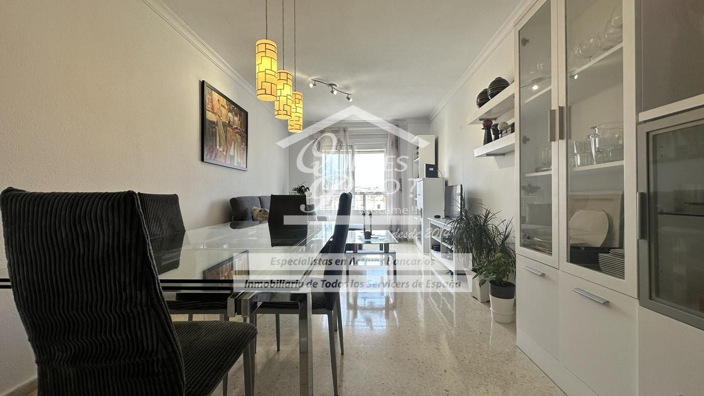 Flat for sale in Residencial Reina Mercedes, La Feria
